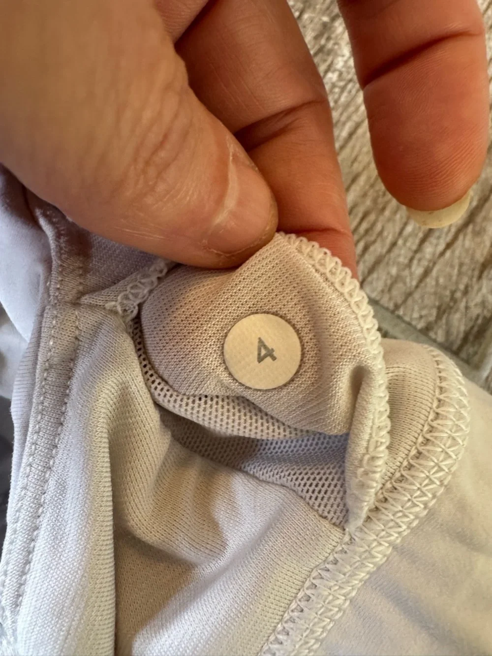 lululemon athletica run stuff your braWhite Cross-Back Sports Bra